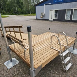 Mallilaituri Oloneuvos + Portaat 3-ask, penkki, vaakakaide, Lahti