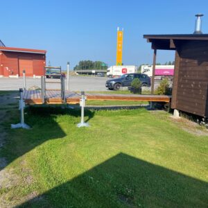 Mallilaituri Oloneuvos 6,8m +  4-ask taittuvat uimaportaat, mustat, Raisio